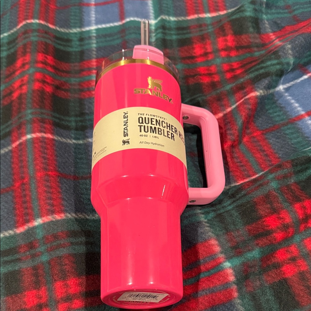 NWT Stanley Pink Parade Quencher Tumbler